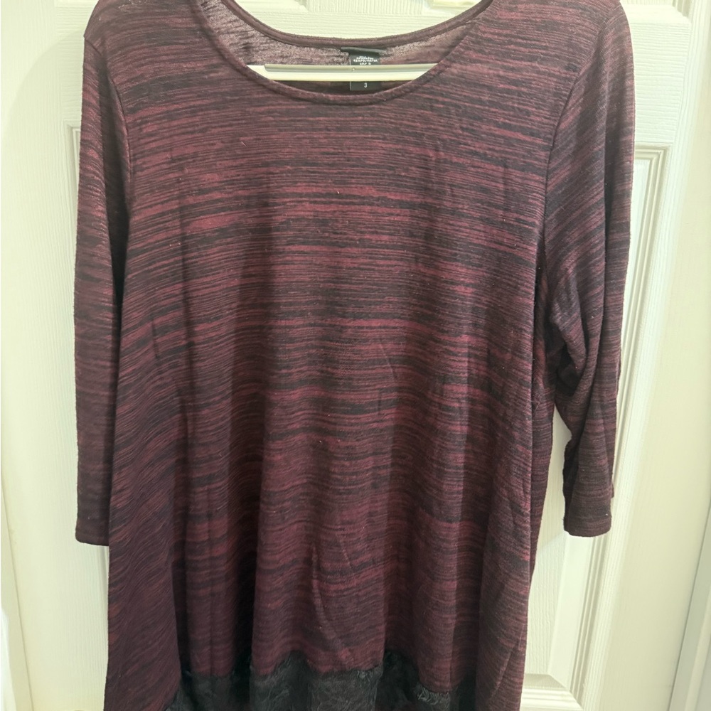 Women's Maroon Top with Black Trim 3/4 sleeve